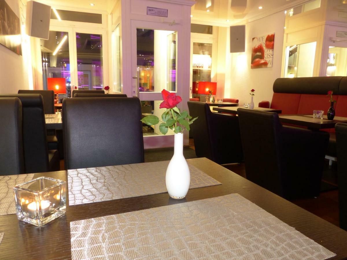 Aparthotel C'Est La Vie Саарлуис Экстерьер фото