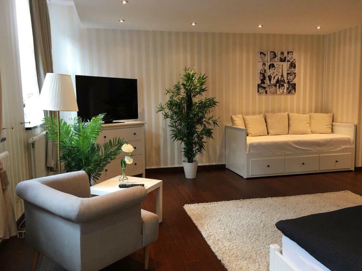 Aparthotel C'Est La Vie Саарлуис Экстерьер фото